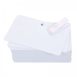 Set mit 500 PVC-Karten, weiß, Perforation 5 mm - horizontal